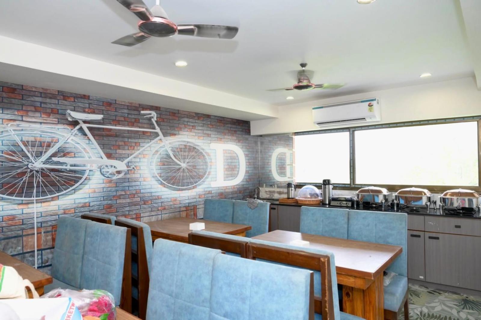 Hotel Dream Ahmedabad Eksteriør bilde